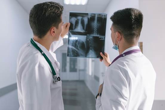 The Evolution of Medical Imaging Technology: Past and Present